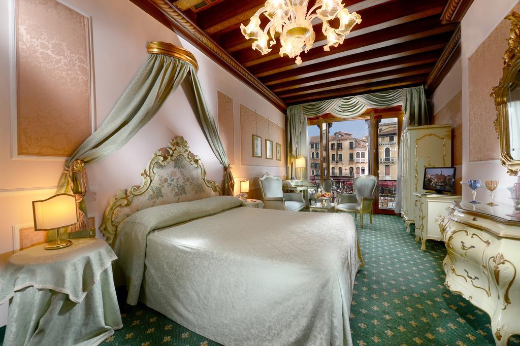 Hotel Rialto Венеція Екстер'єр фото